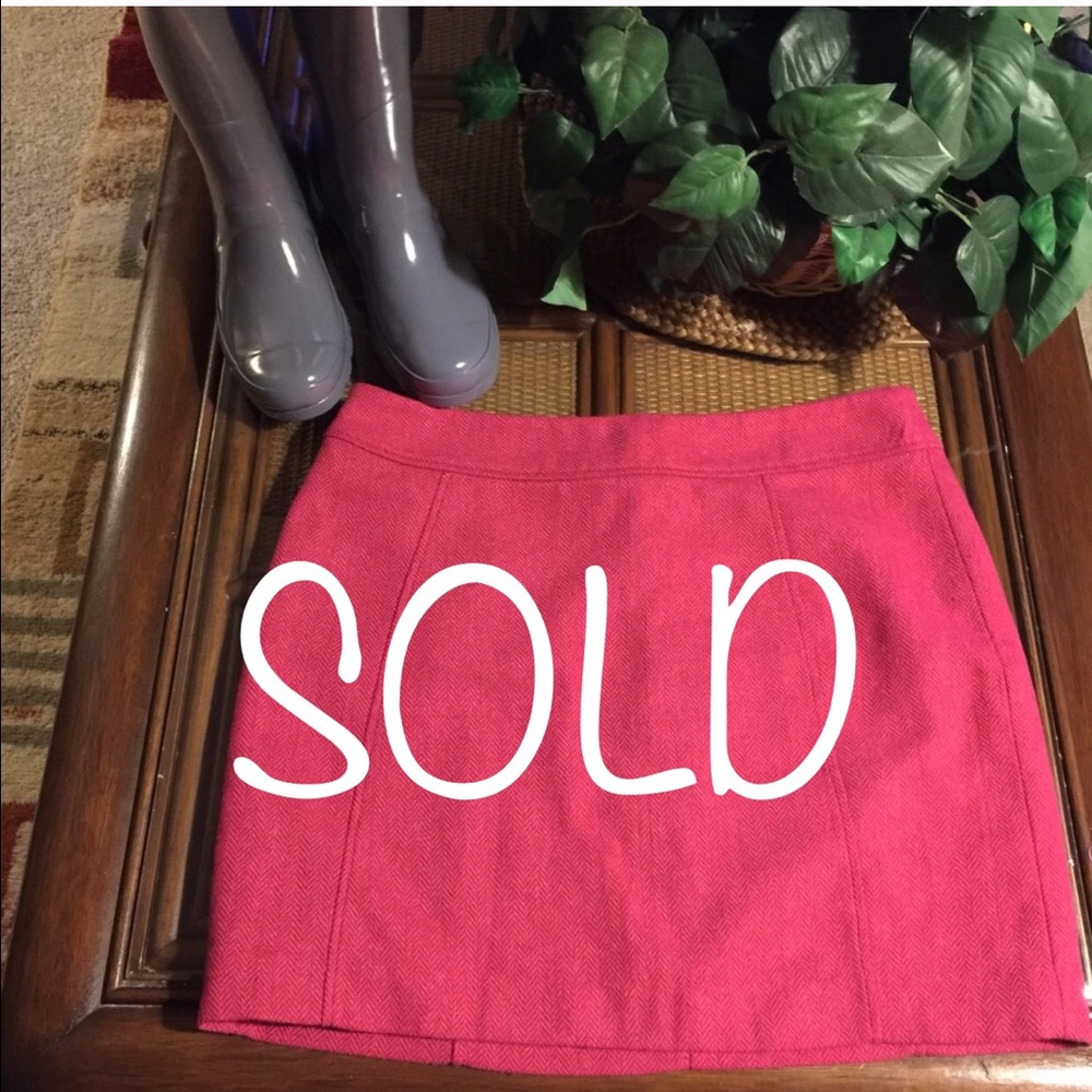 🌟$4 Special H&M Pink Wool Skirt