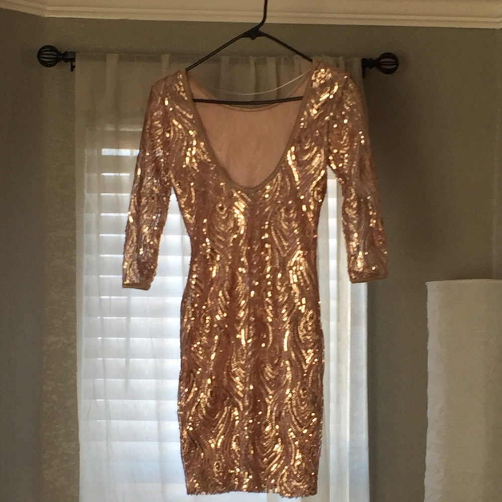 Rose Gold bodycon Dress With low back Small - Picture 3 of 5