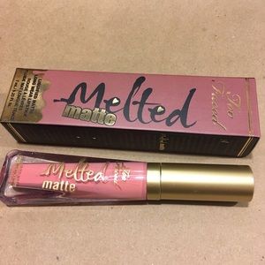 Sell Out - Too Faced Melted Matte lipstick