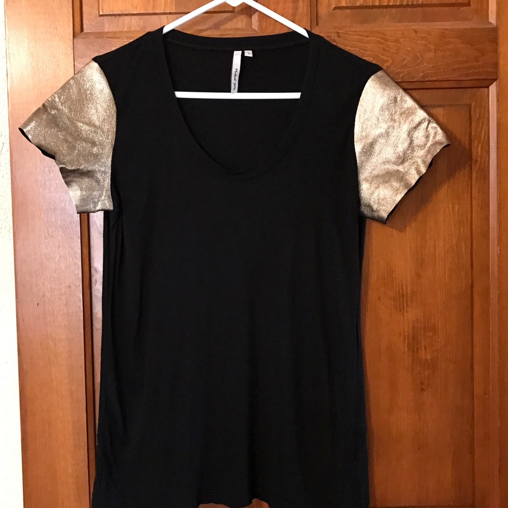 Metallic leather sleeve top