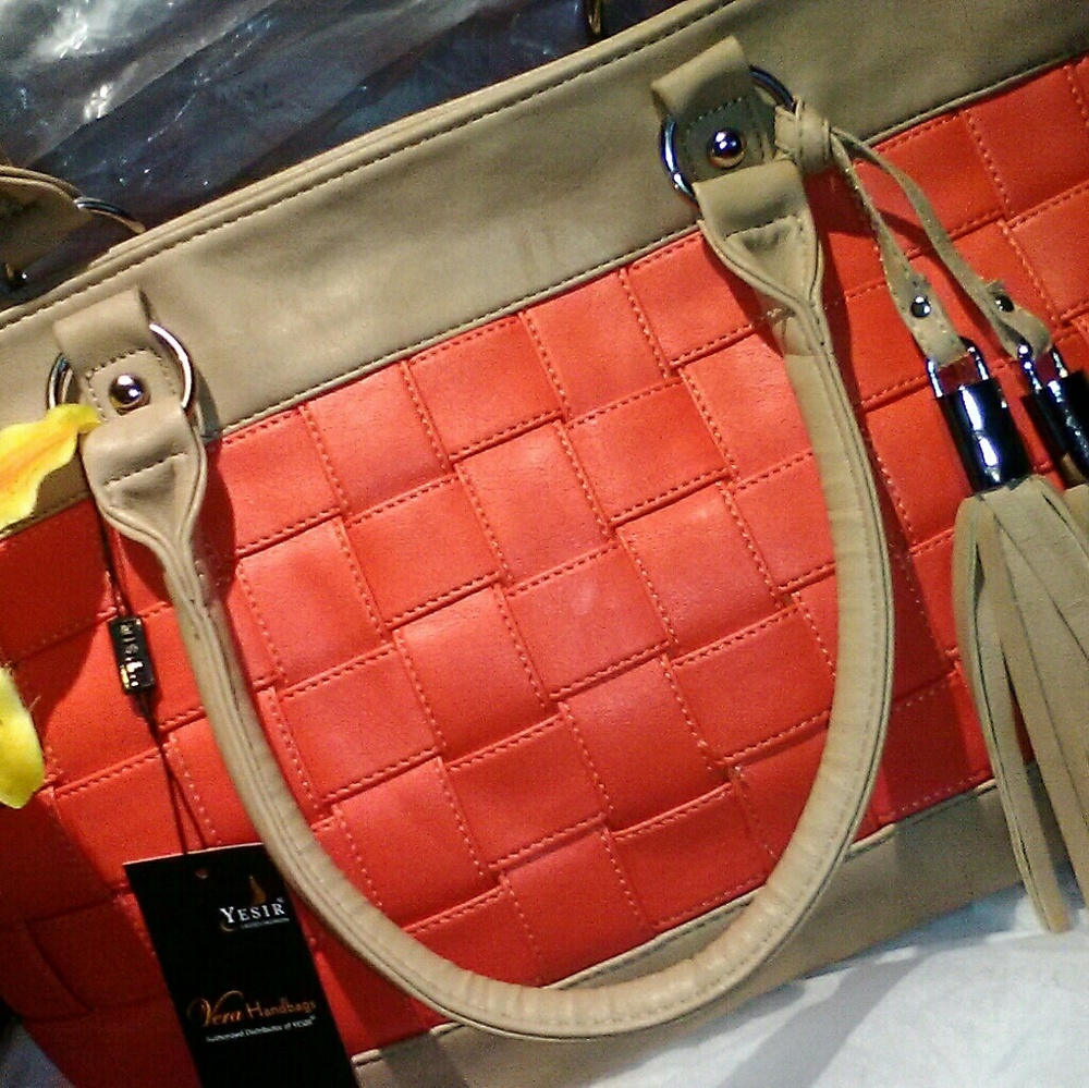 VERA HANDBAG - Picture 2 of 4
