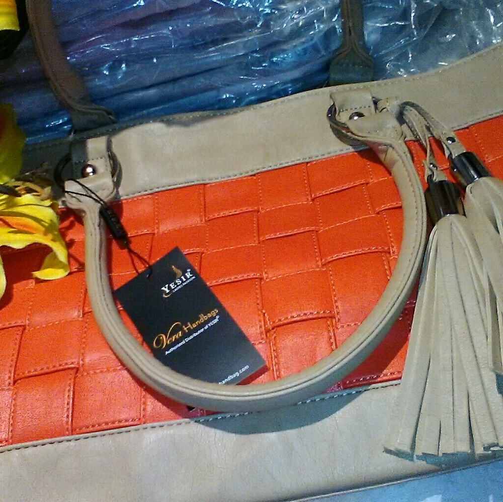 VERA HANDBAG - Picture 3 of 4