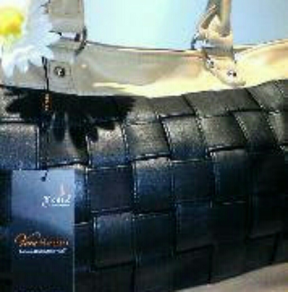 VERA HANDBAG