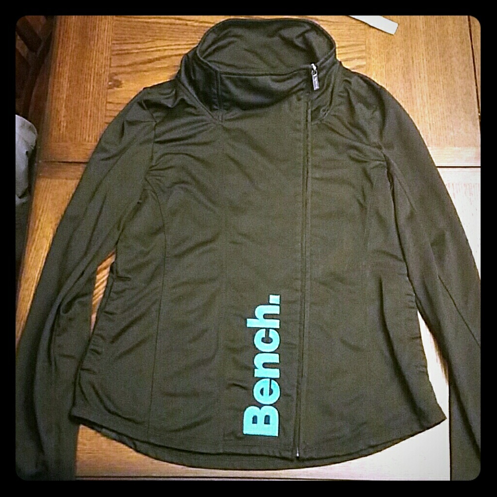 Bench asymmetrical zip jacket SIZE XL