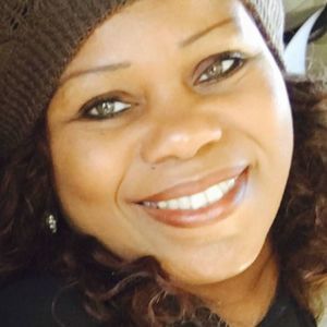 Meet your Posher, Bobbie