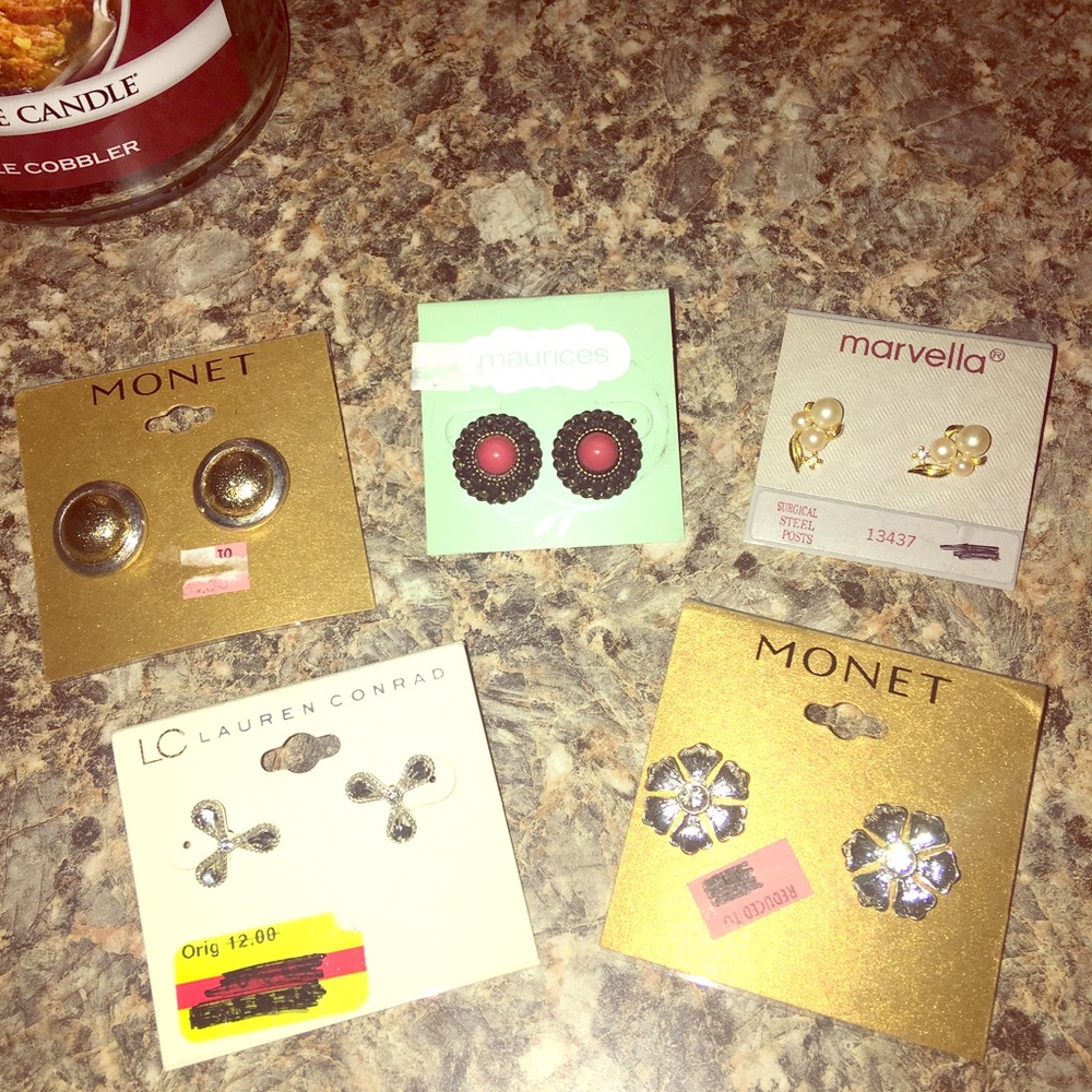 Earring bundle 😍😍😍