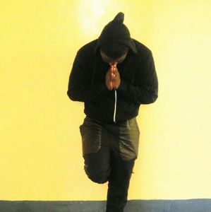 Meet your Posher, Elijah