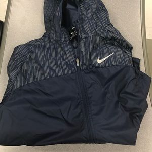 Nike Women's Shield Flash Full Zip Running Jacket