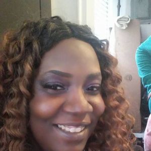 Meet your Posher, Nikki