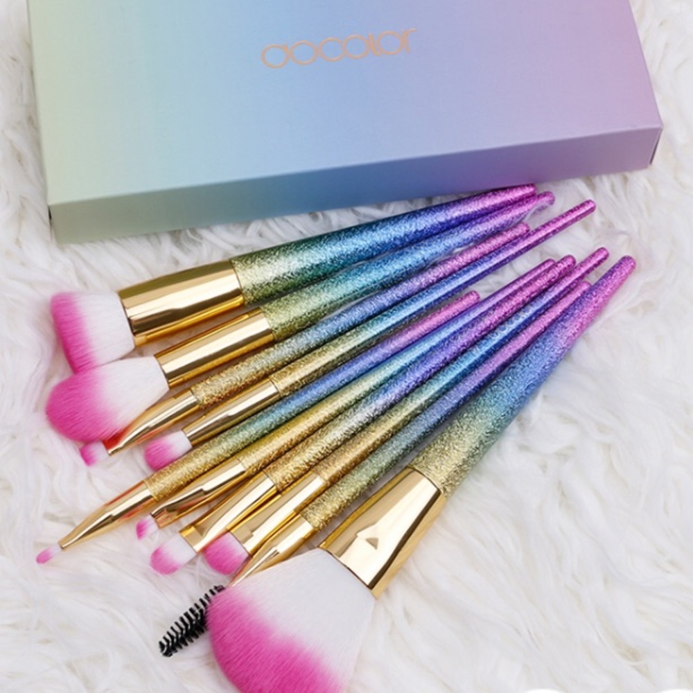 colorful makeup brushes 💕