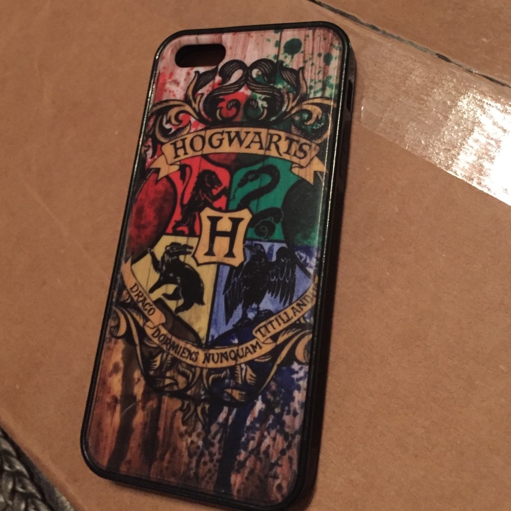 Hogwarts 5/5s cell phone case