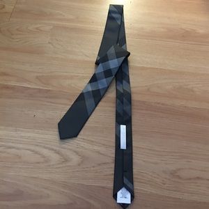 Burberry necktie for children