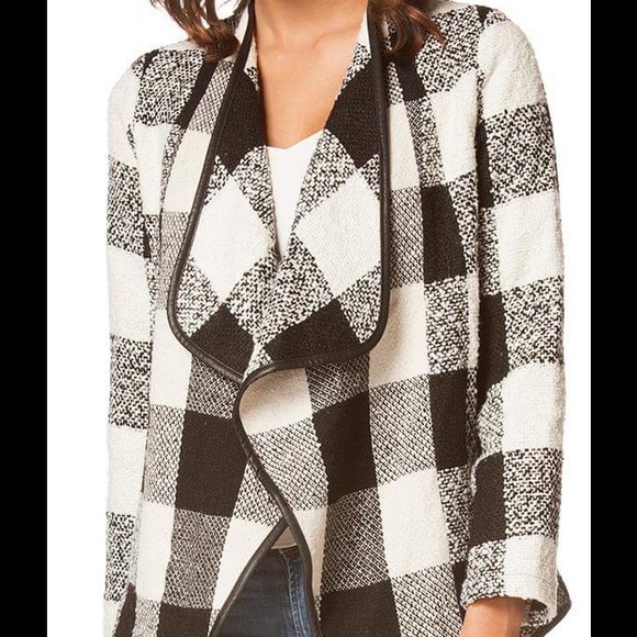 Black and White Open Jacket. - Picture 3 of 3