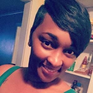 Meet your Posher, Latoria