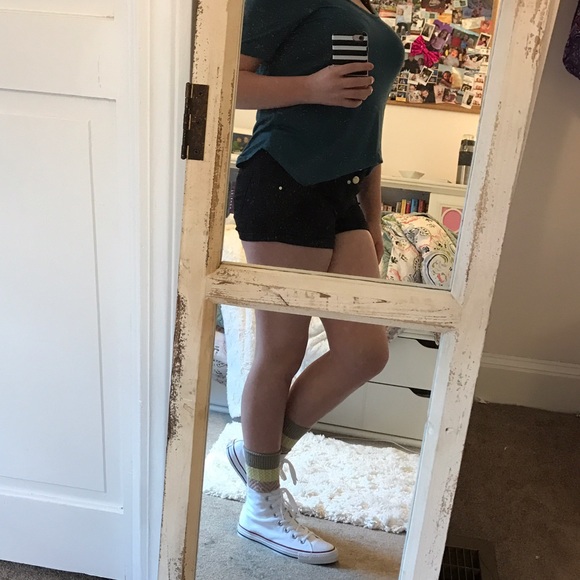 Meet your Posher, Lucy - Picture 2 of 5