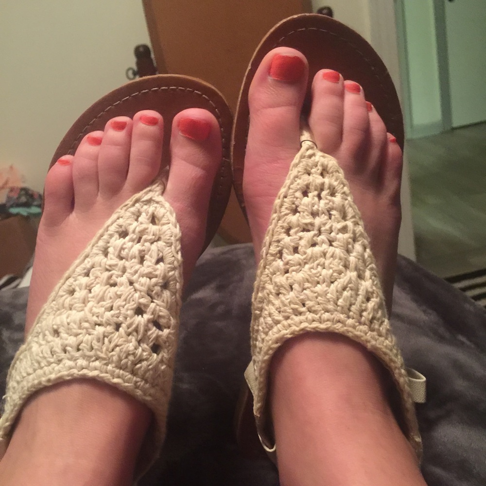 Crocket sandals!