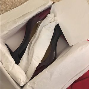 christian louboutin decollete store exclusive 70mm