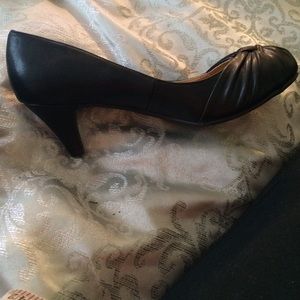 Never worn black dress shoes