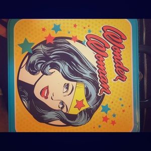 Wonder Woman Tin tote