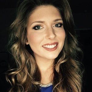 Meet your Posher, Pamela