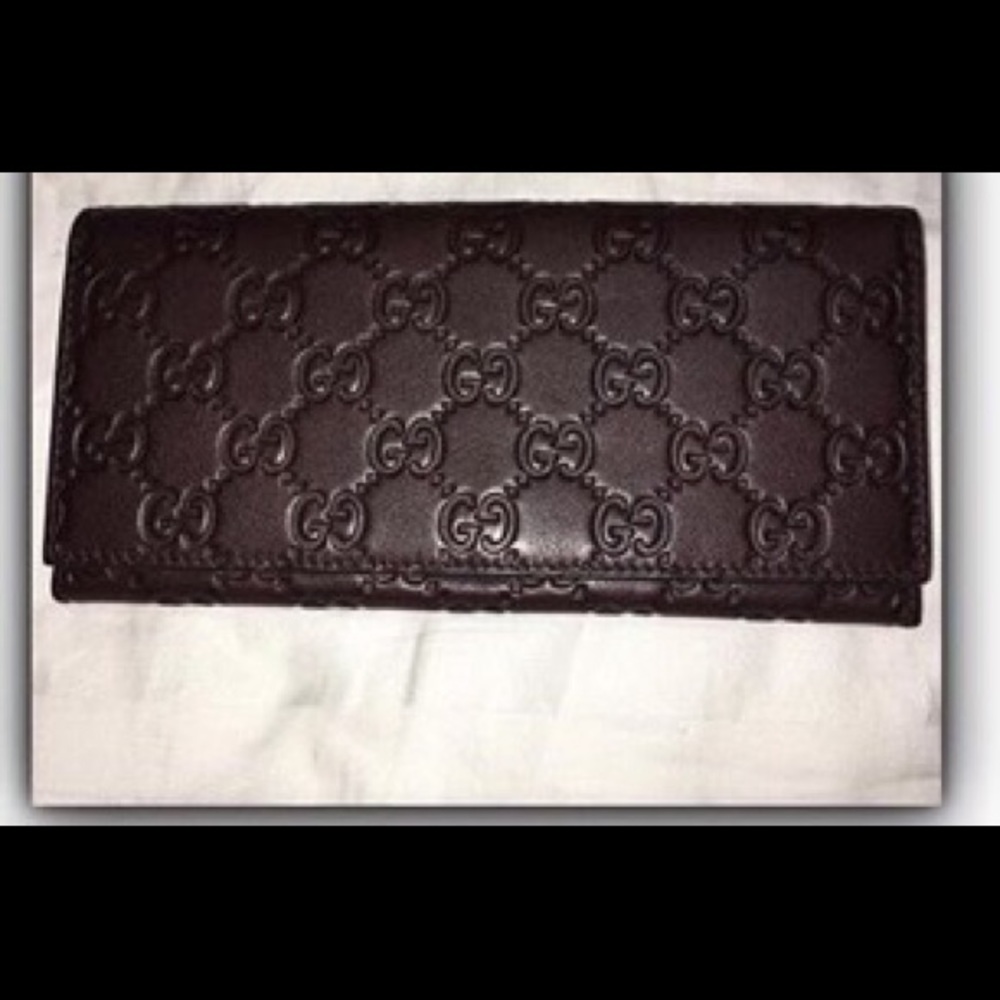 Gucci signature Wallet