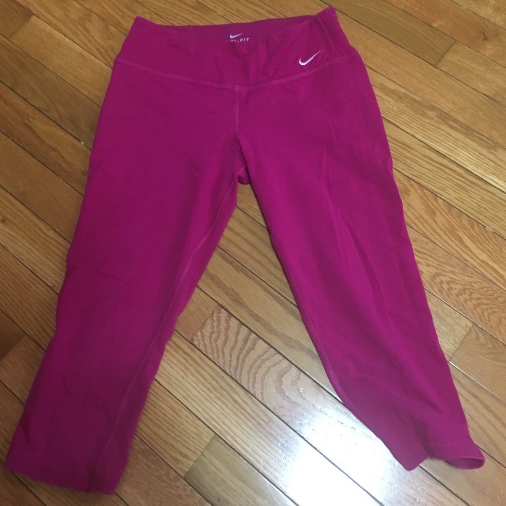 Nike capris