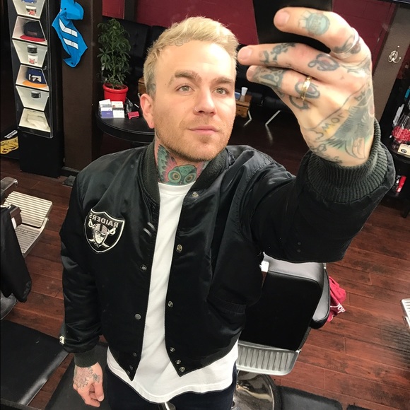 Meet your Posher, Kyle - Picture 1 of 1