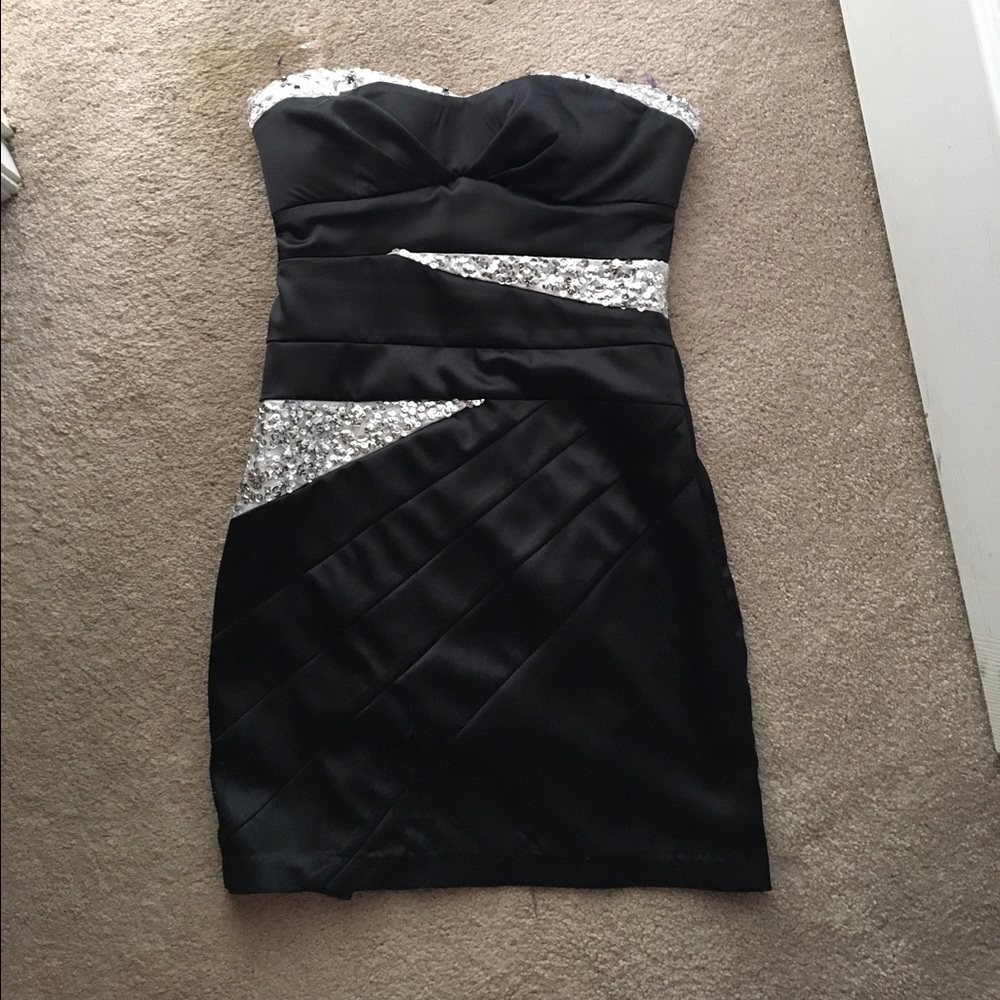 Semi formal strapless dress.