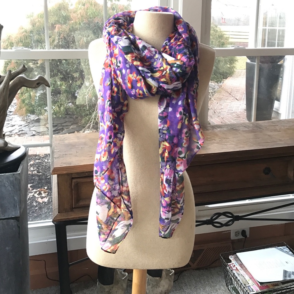 Flower scarf