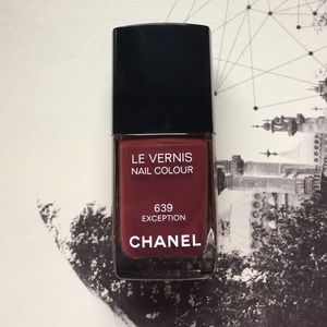CHANEL Le Vernis 639 Exception Nail Polish w/box