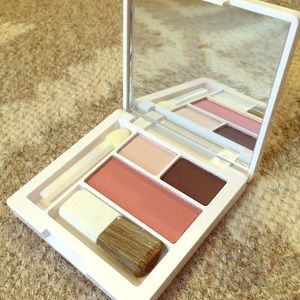 BRAND NEW Clinique Eyeshadow & Blush Pallet Trio