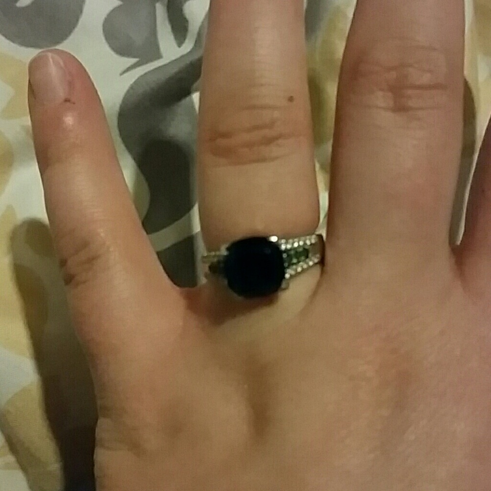 Emerald ring. Size 7.