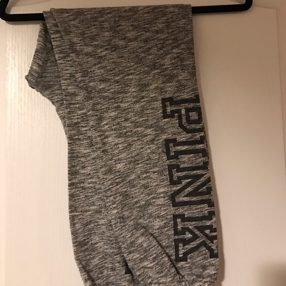Vs pink campus pants! Bundle & save