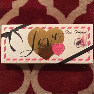 brand new in box - Too Faced Love palette