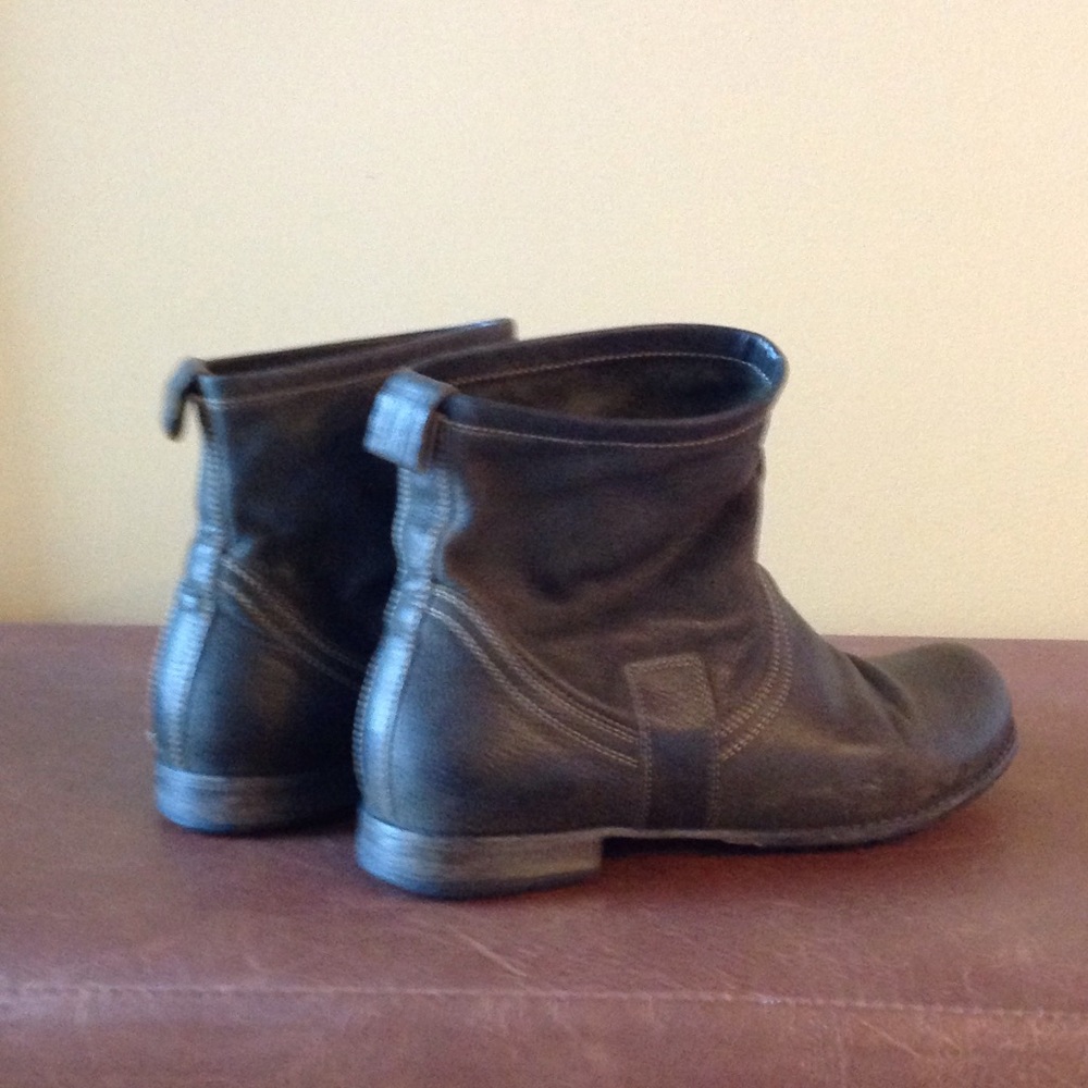 Cute Dark Olive ankle boots