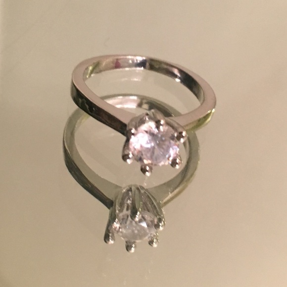 Romantic cut .925 Silver P cubic zirconia ring 6-8 - Picture 8 of 8