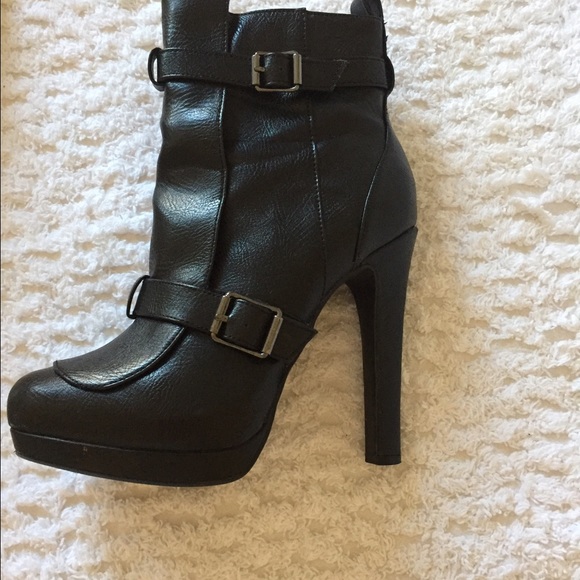 Booties - Picture 1 of 3