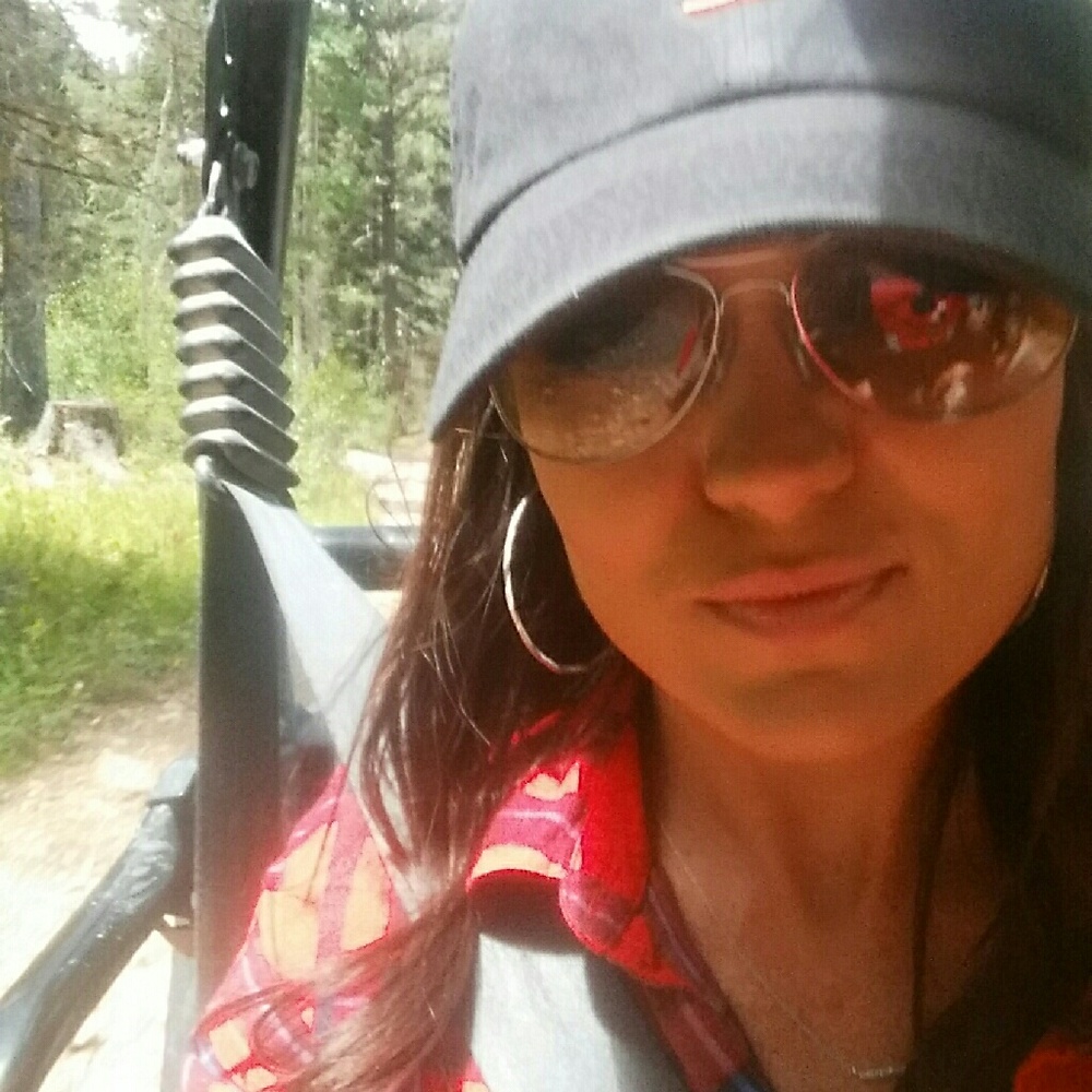 Meet your Posher, Kylee