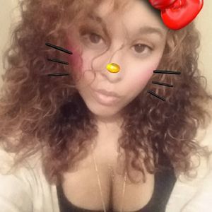 Meet your Posher, Simone