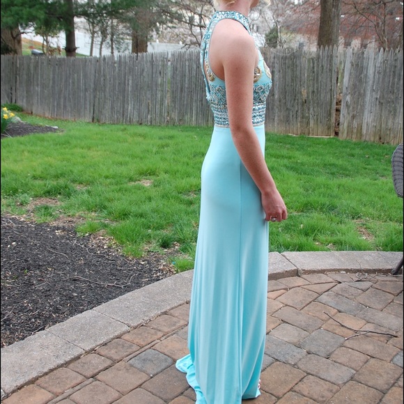 2016 Prom Dress - Picture 2 of 3