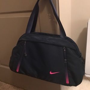 Nike women's gym bag