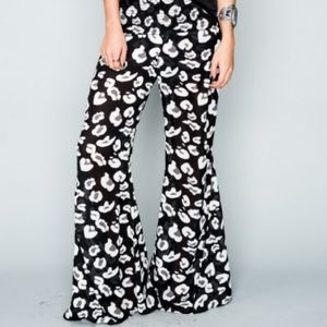 Roberts Party Pants - White Cheetah