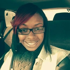 Meet your Posher, Breana