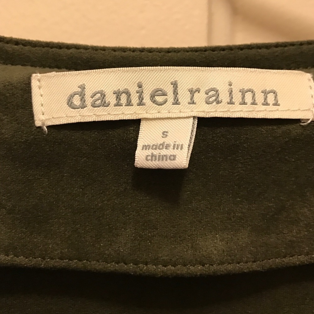 Olive green Suede Daniel rainn dress New w/o tag! - Picture 2 of 4