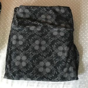 LulaRoe OS leggings