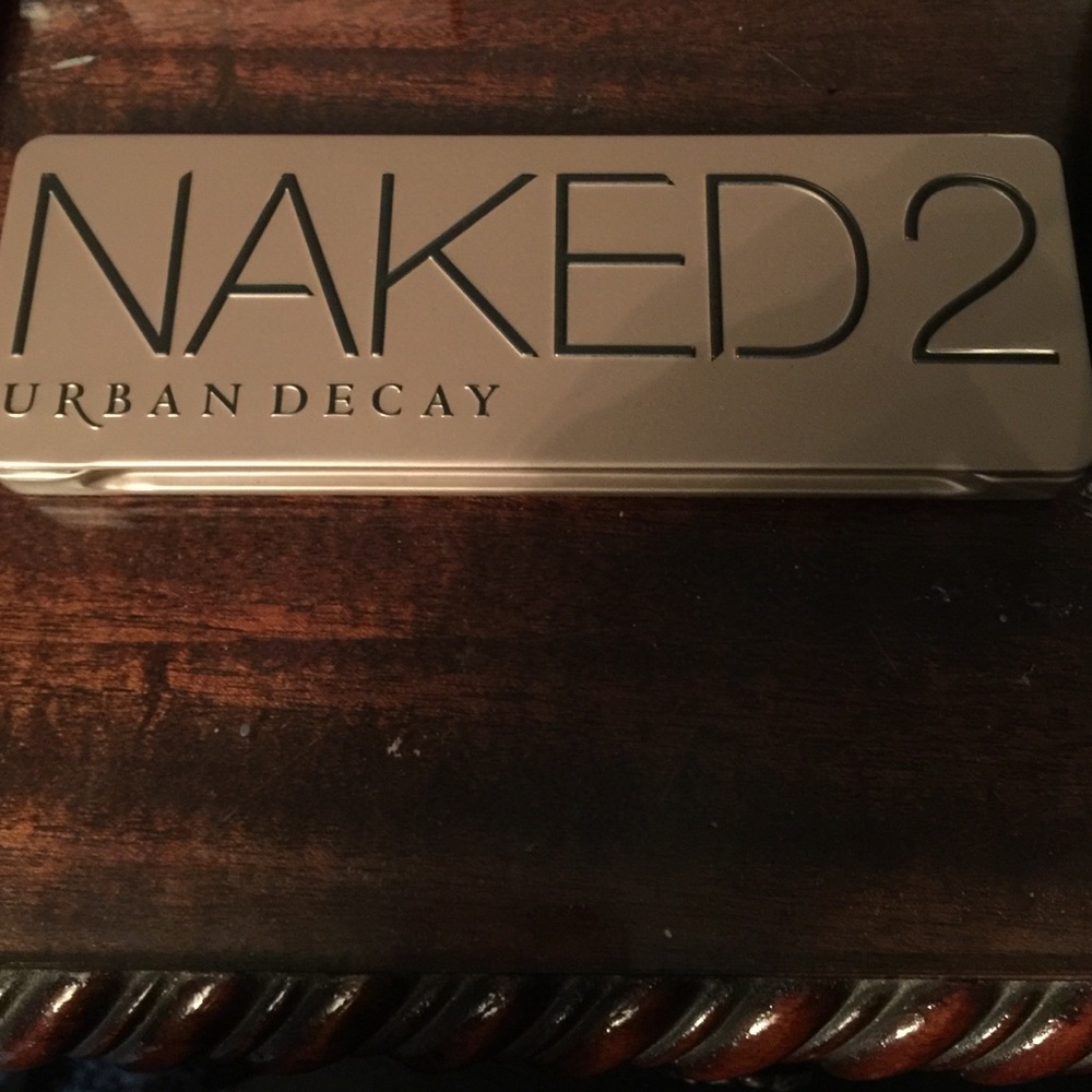 Urban decay Naked 2 pallet.