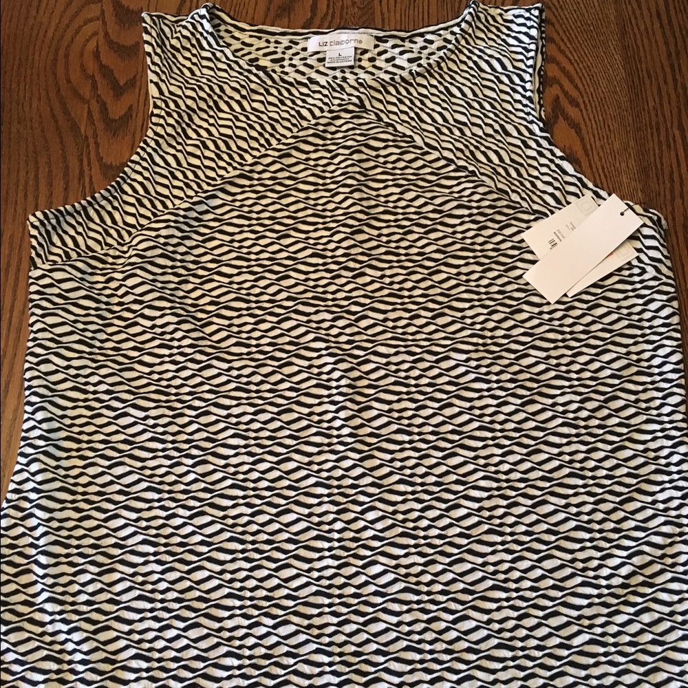 💗NWT Liz Claiborne dressy tank💗