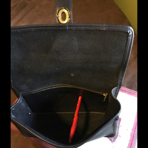 Black coach clutch - Picture 3 of 4