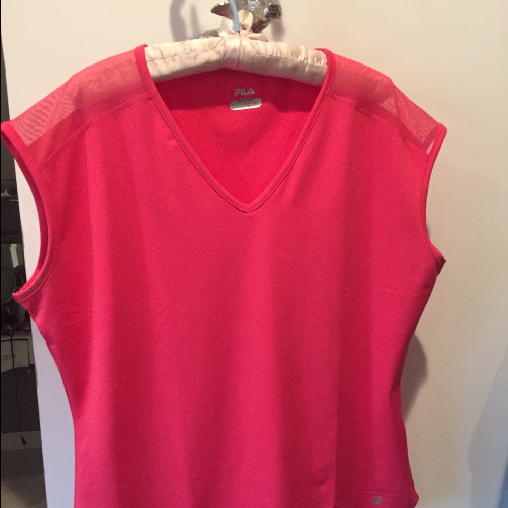 Sleeveless v neck with mesh shoulders