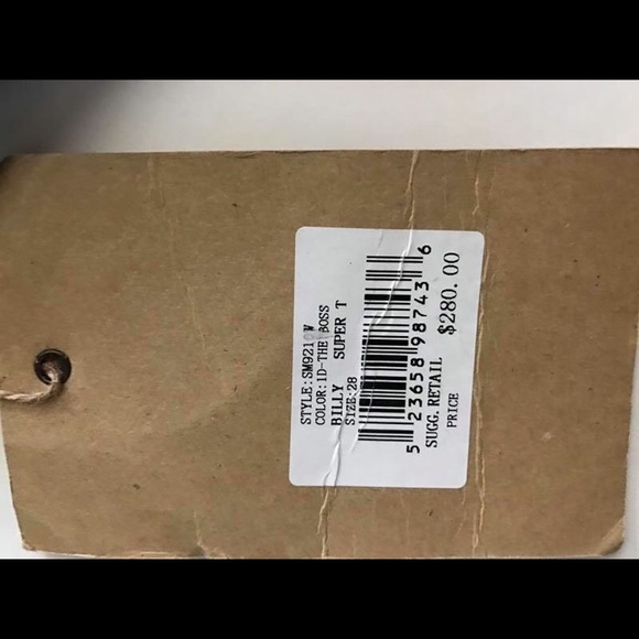 PRICE DROP! True Religion Special Edition Jeans - Picture 3 of 4